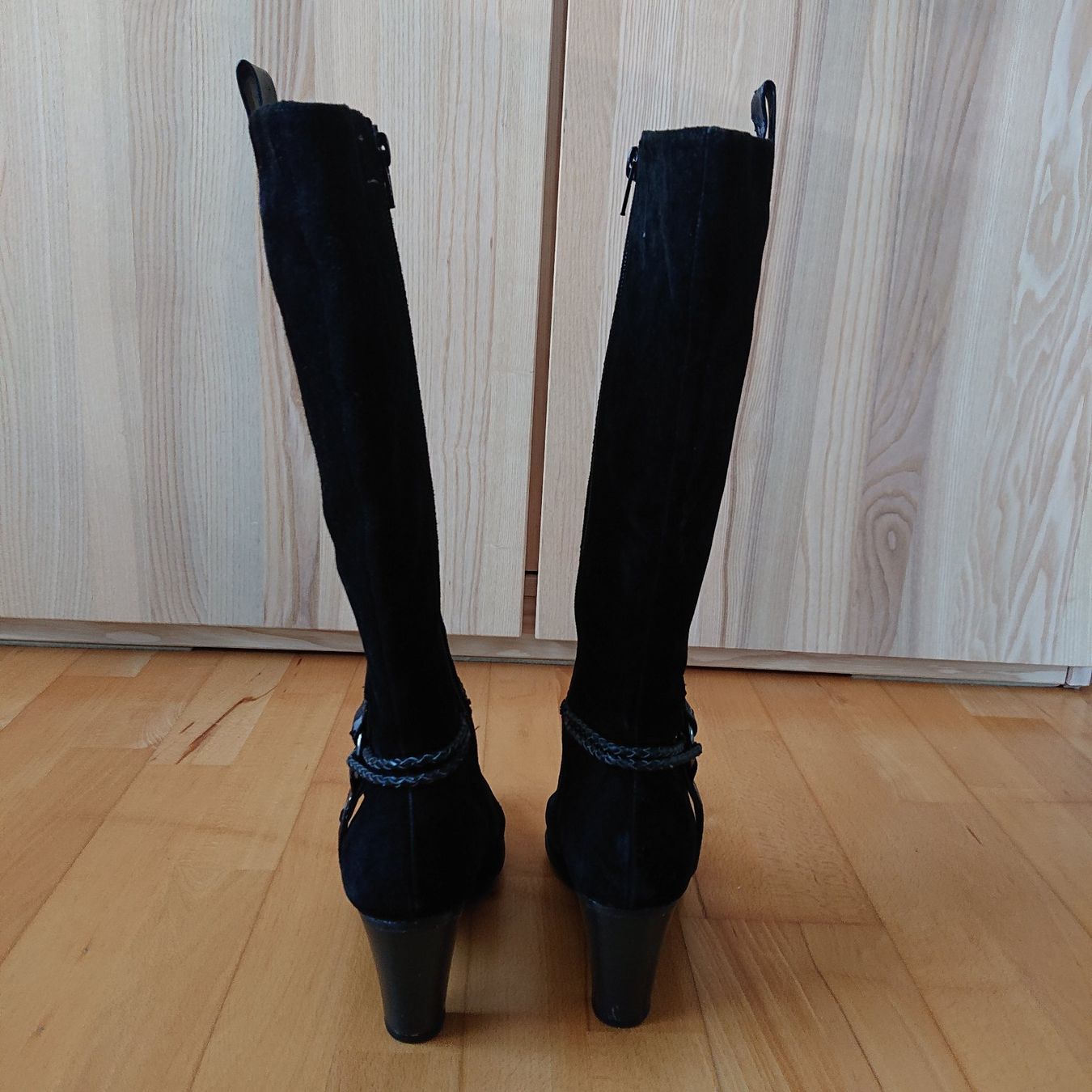 Roberto Santi Damenschuhe: Schwarze Wildleder Stiefel Gr. 38 – Gebraucht aus Aarau von kassandras 2