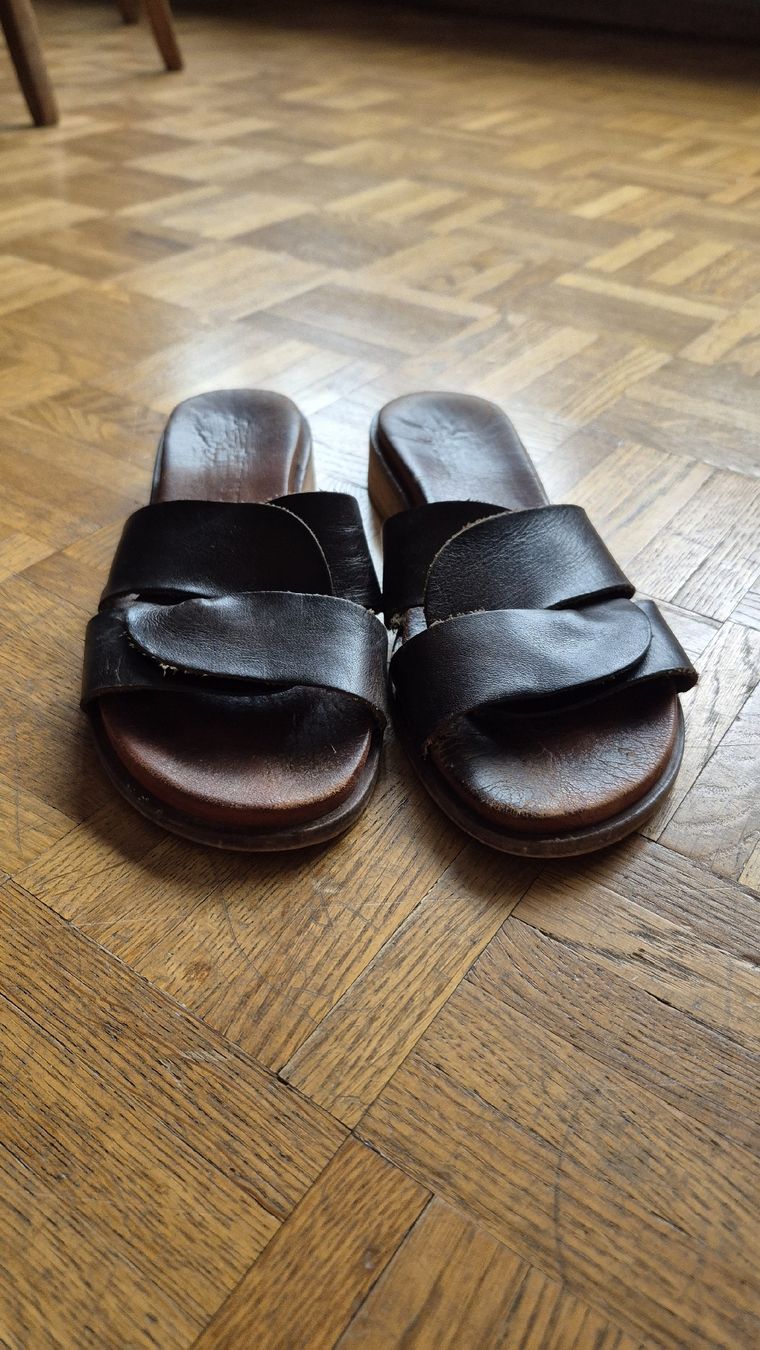 Scarpe da donna: Pavement Ledersandale – Usato da Zürich venduto da Knauelrockerin 1