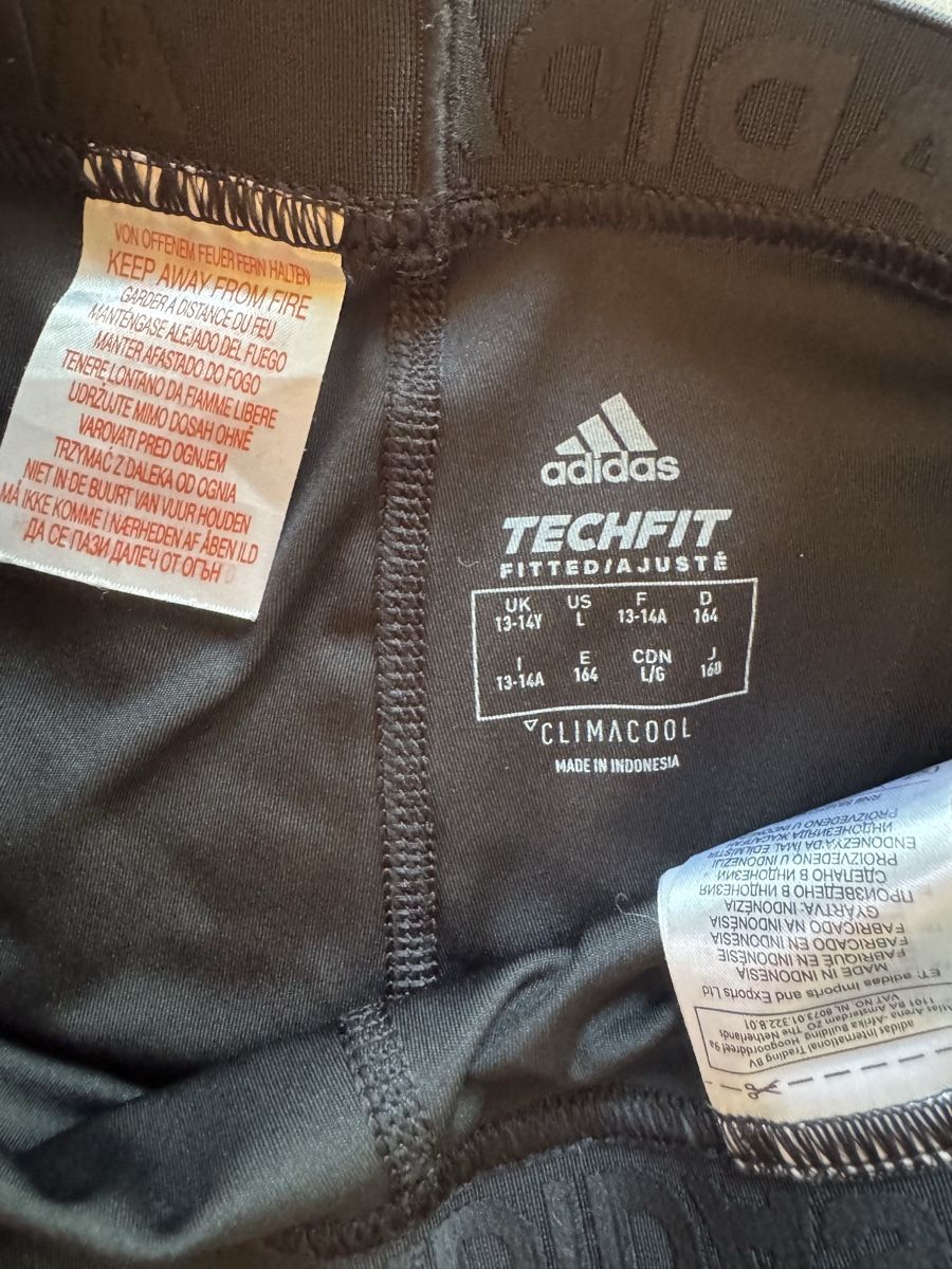 Adidas Leggings: Sportleggins – Usato da Ebmatingen venduto da F.Bullet 1