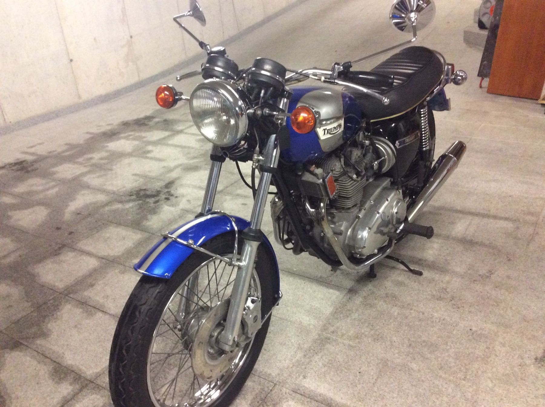 Route: Triumph Trident 1974 Samlerobjekt – D'occasion à Schlieren par Kristina0 9