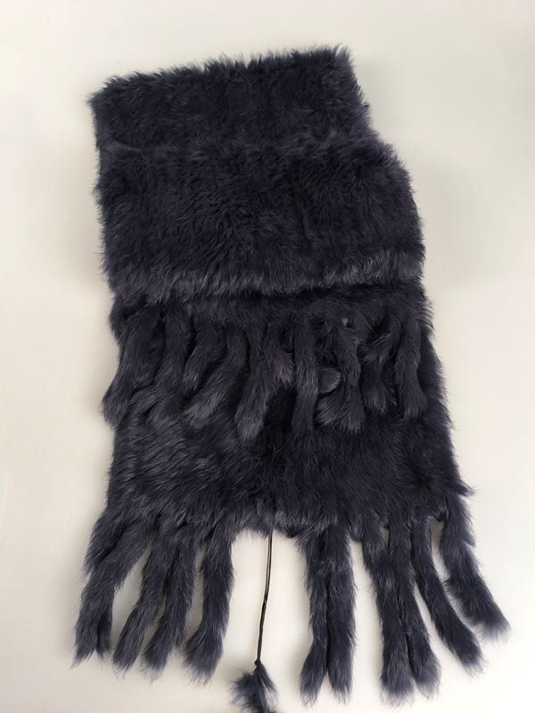 Foulard & Sciarpe: Pelzschal Blau Nachtblau – Usato da Rüti ZH venduto da Restwert_Rueti_ZH 1