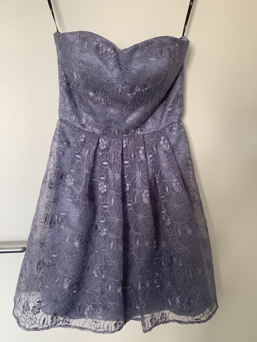 Kleider: Kleid – Neu (gemäss Beschreibung) aus Wil SG von Sarinabachmann