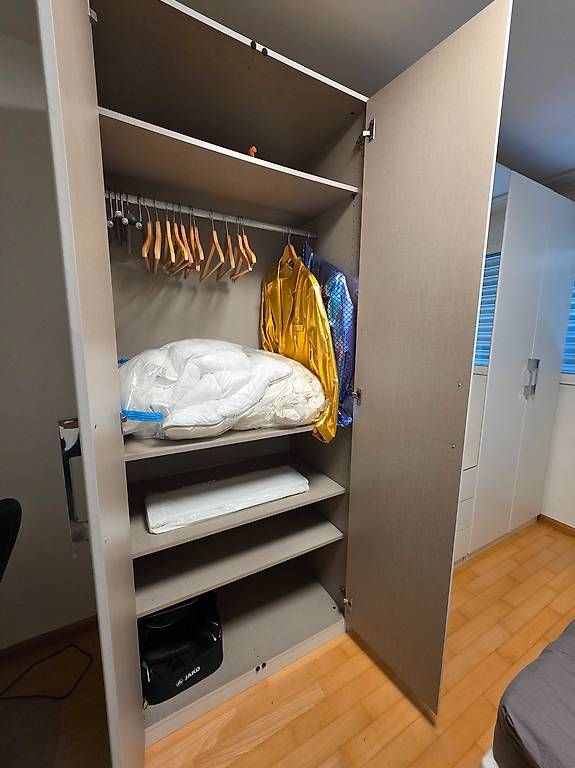 Schränke: Kleiderschrank 270x220 – Gebraucht aus Möhlin von stefanie2282 1
