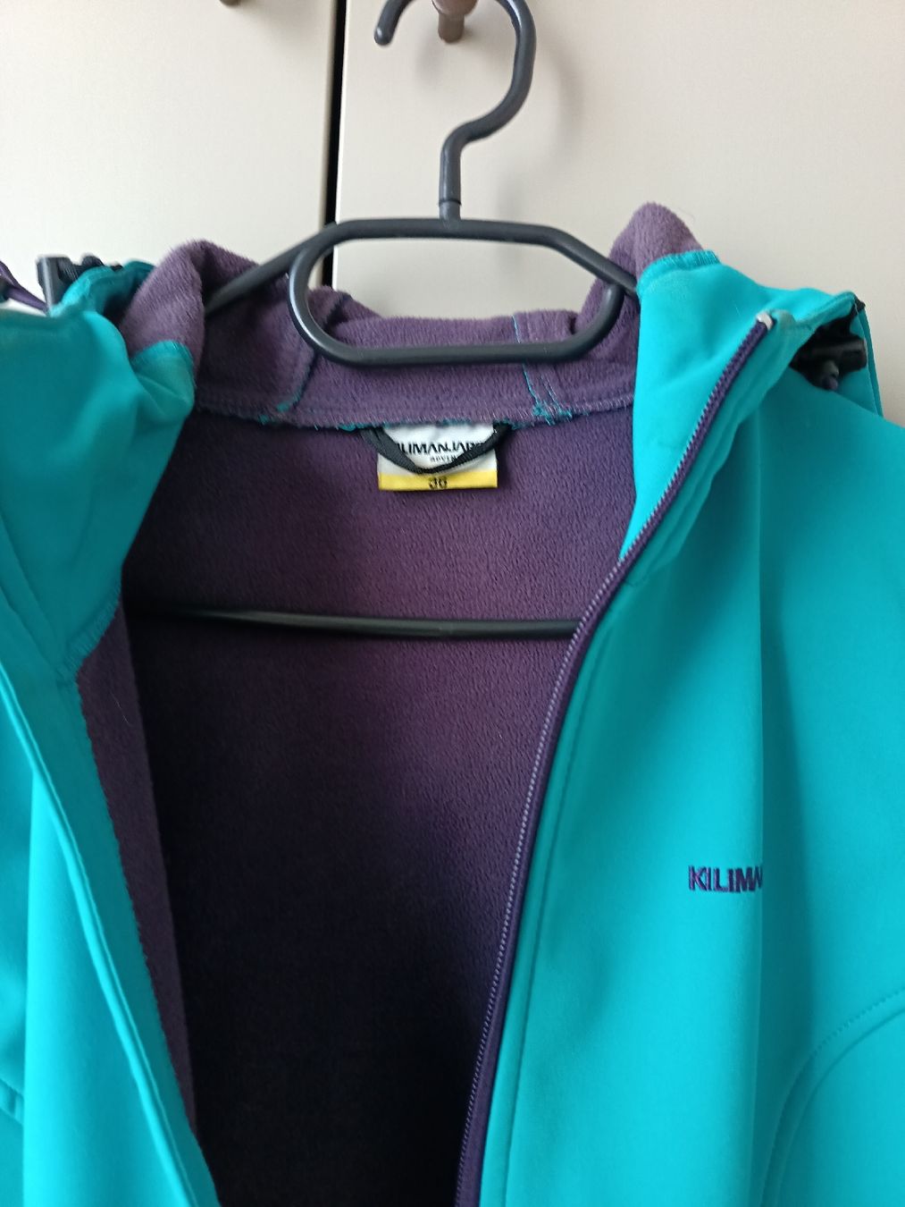 Vestes: Softshelljacke Kilimanjaro Gr. 36 – D'occasion à Montlingen par Akitoichiro 2