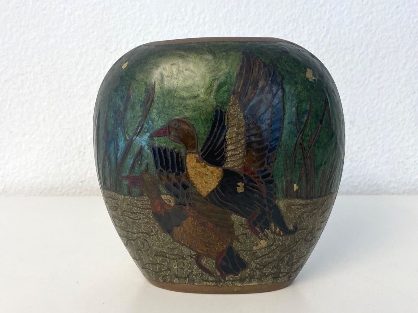 Vasen & Gefässe: Messingvase Jugendstil, emailliert, Wildentenmotiv – Gebraucht aus Zürich von Arche_Brockenhaus 1