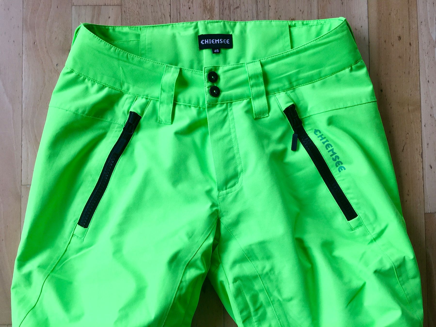 Chiemsee Hosen: Skihose Chiemsee neongrün Gr. 46 – Gebraucht aus St. Urban von uschi73 1