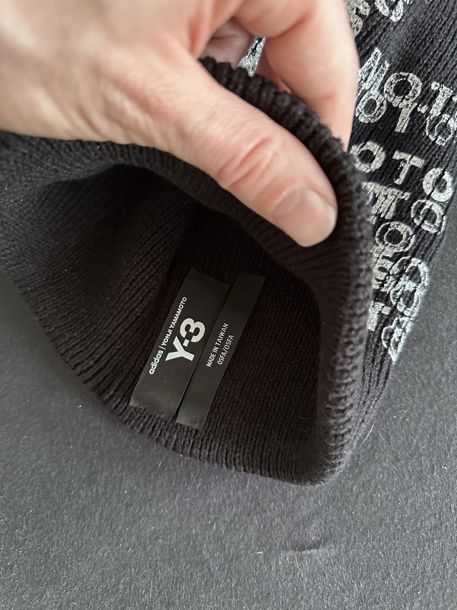 Chapeaux, bonnets & casquettes: Y-3 Merch Beanie – Neuf (Voir description) à Zürich par dom_tq6x 2