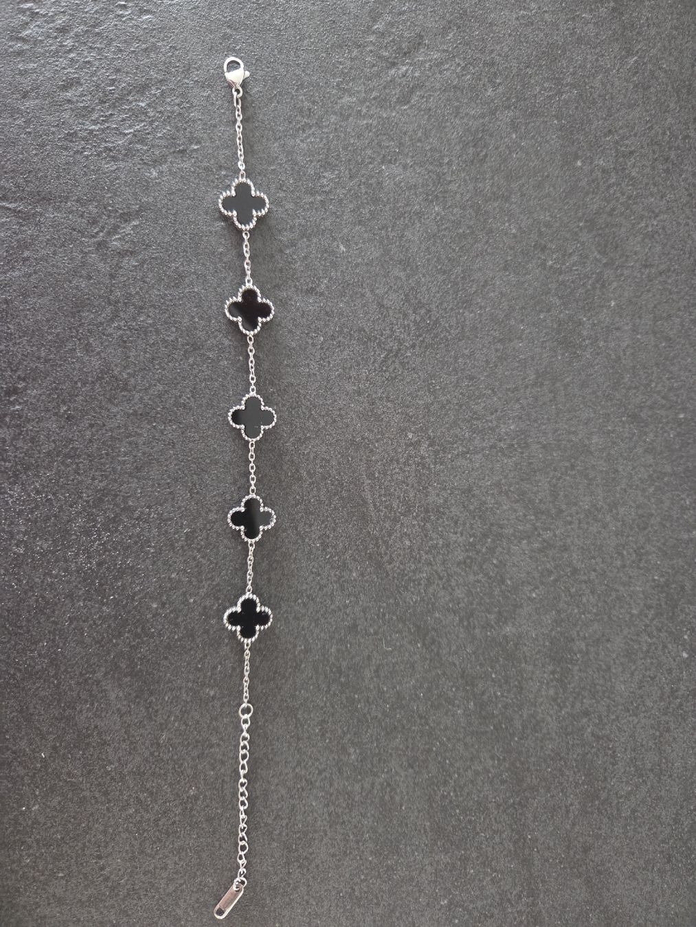 Armbänder & -reifen: schönes Armband, Kleeblatt, Clover, Blumen – Neu (gemäss Beschreibung) aus Wiesendangen von Sinhuk