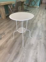Table d'appoint LINDVED (Blanche / Métal) – État Neuf