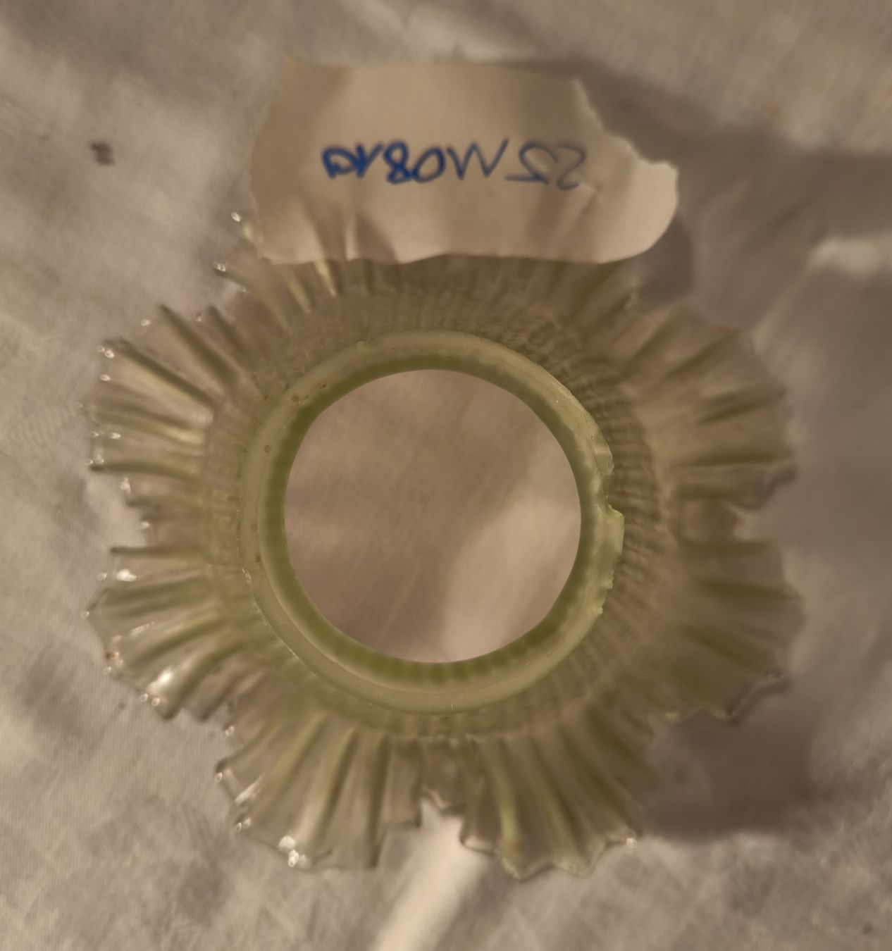 Lampenschirme: Lampenschirm, Glas – Gebraucht aus Rorschacherberg von snOOpydOg11 2