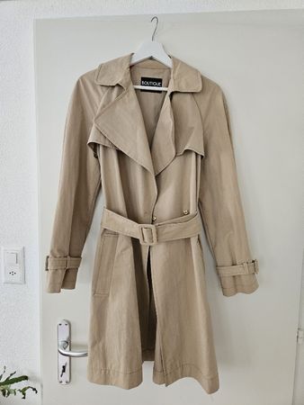 Trenchcoat Boutique Moschino beige guter Zustand