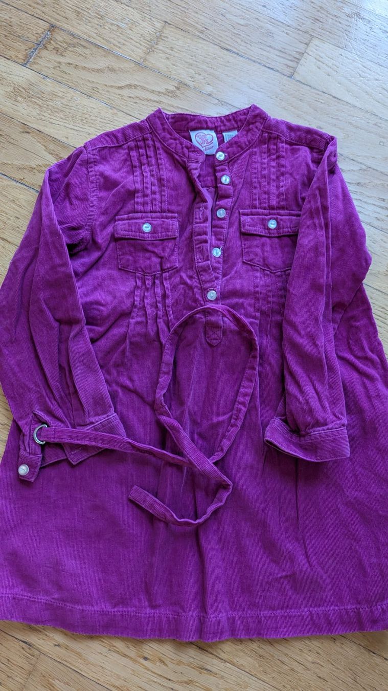 Vestiti & Gonne: Mädchen Kleid Gr. 98/104 – Usato da Zürich venduto da mashustik
