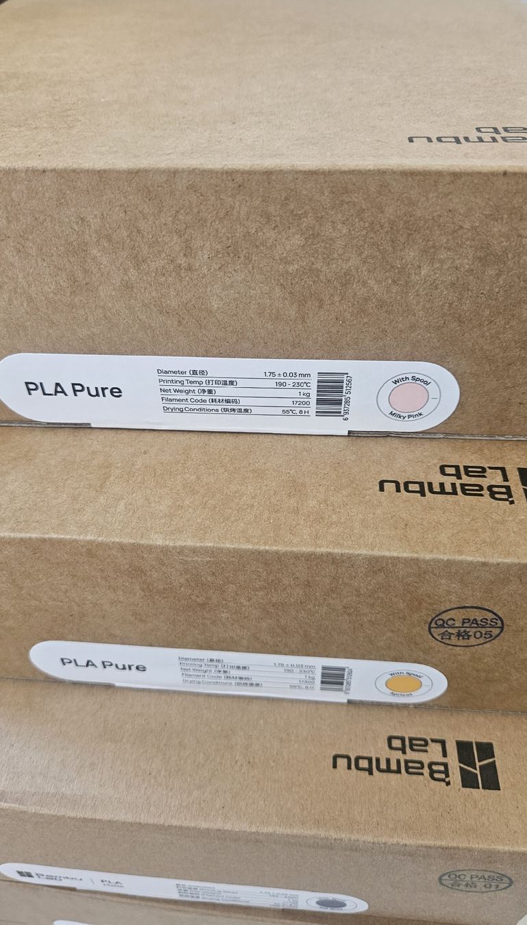 Bambu Lab 3D Drucker: 6x Bambu Lab PLA Filamente, neu und Originalverpackt – Neu und originalverpackt aus Zug von Kira_6300 8