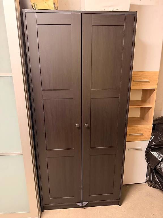 Armadi: Schrank – Usato da Birsfelden venduto da dor_9n7f