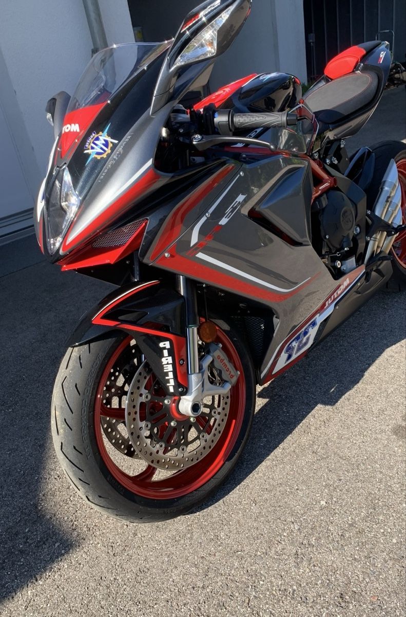 MV Agusta Strada: 800 CC MV Agusta f3 RC – Usato da Courroux venduto da tom_96dx 1
