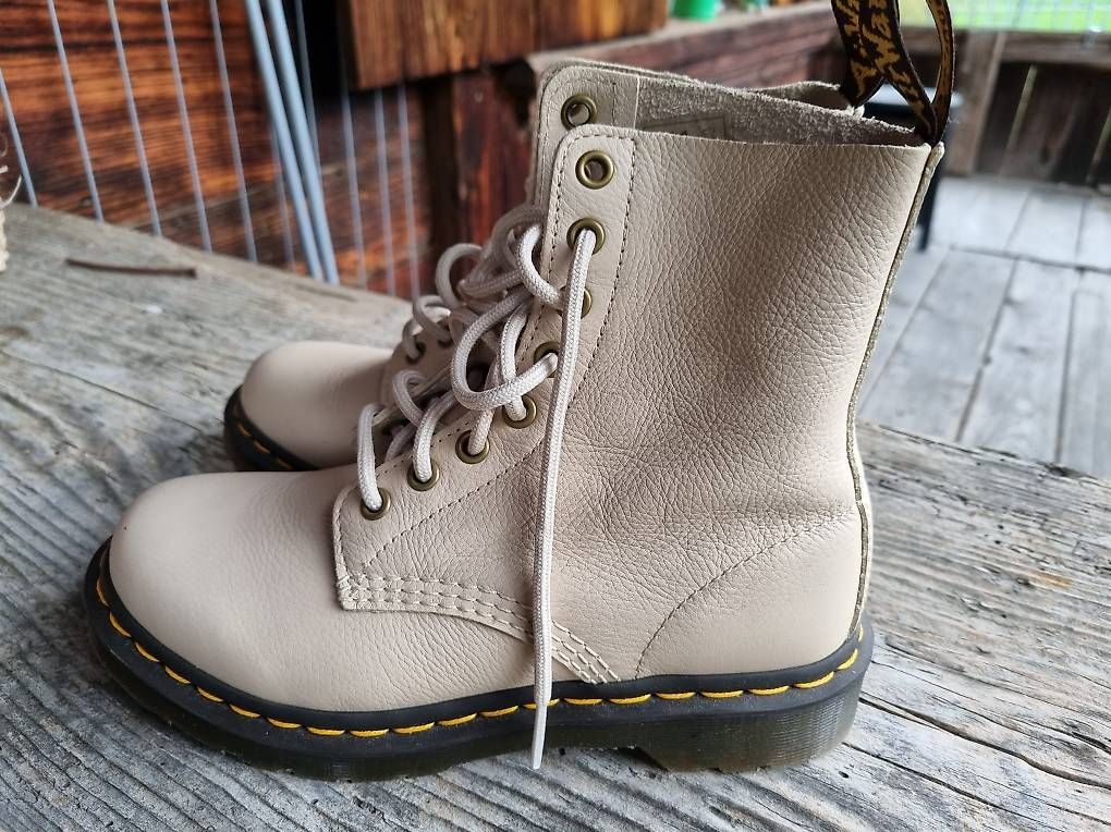 Dr. Martens Scarpe da donna: Doc Martens Gr 37 – Usato da Wattenwil venduto da flohdog 1