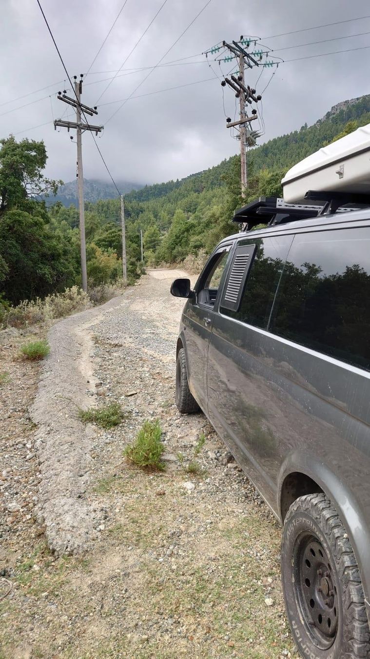 VW Veicoli da campeggio: Vw t5 4 motion – Usato da Montreux venduto da Julbulle 4