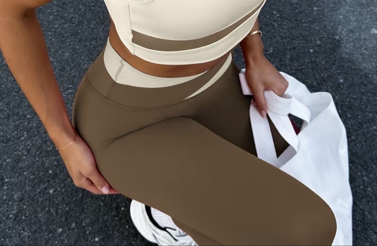 Leggings: Leggings with contrasting inserts size S new condition – Gebraucht aus Zürich von Flao_78376 4