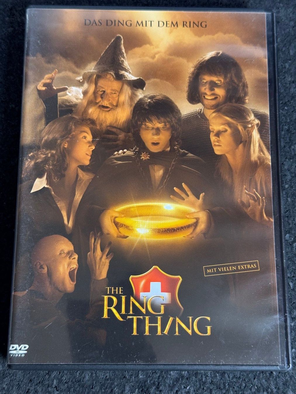 Alle DVDs: The Ring Thing "Das Ding mit dem Ring" DVD CH-Dialekt – Gebraucht aus Fribourg von tschjoly