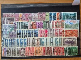 Briefmarken weltweit auf Karte D2 Zustand gemäss Bild