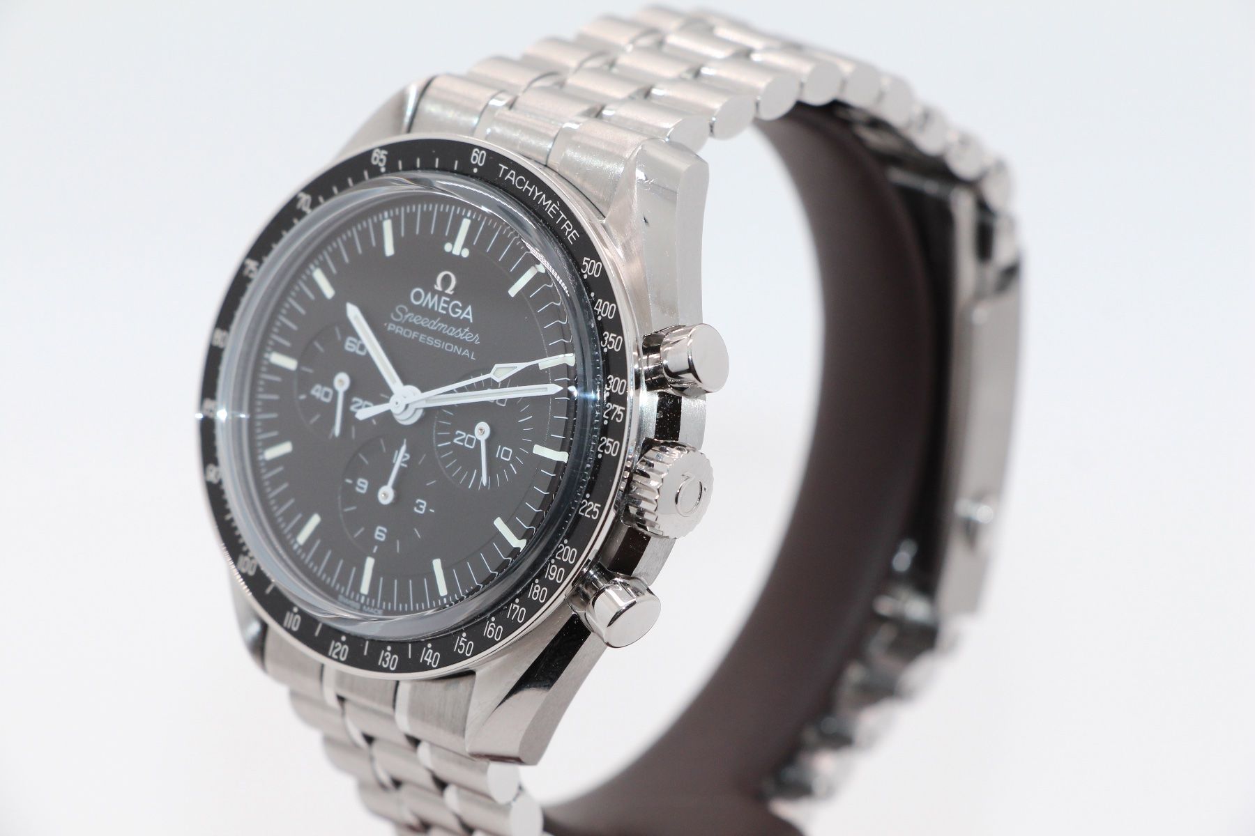 Omega Orologi: Omega Speedmaster Saphir Ref. 310.30.42.50.01.002, Full-Set – Usato da Zug venduto da eMDi_Collection 6