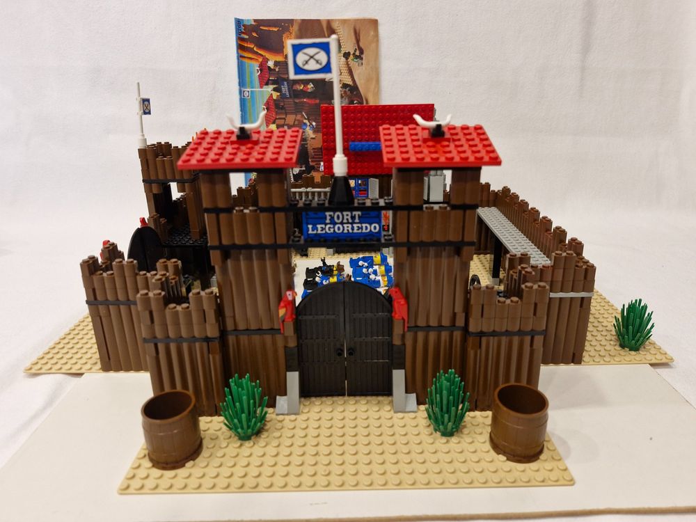 LEGO-Set 6769 Fort Legoredo (Gebraucht) in Eschenbach LU für CHF 190 ...