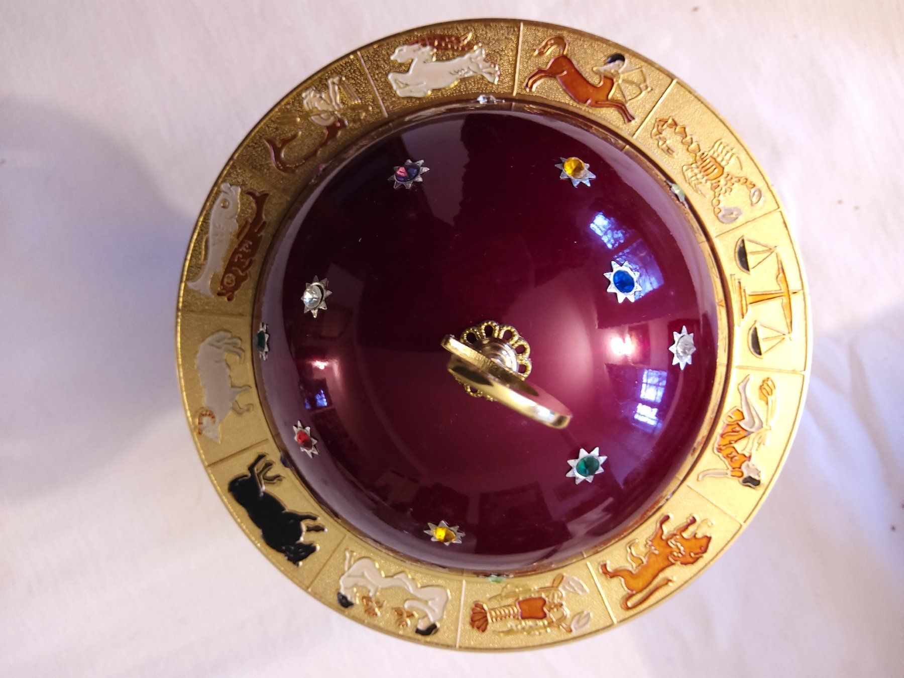 Boîtes à musique: Kugel als Zigarettengalter - mit Musikdose – D'occasion à Bischofszell par Joachim-115 2
