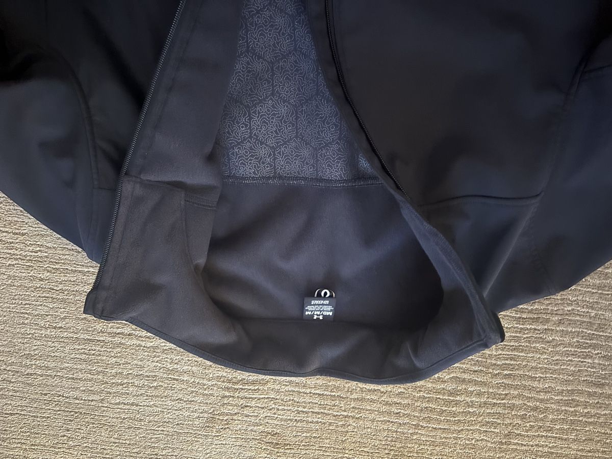 Under Armour Giacche: Under Armour Softshell Jacke – Nuovo (secondo la descrizione) da Davos Platz venduto da Luckyleo 1