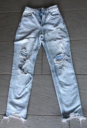 Jeans Destroyed Look Gr. 32 / L30