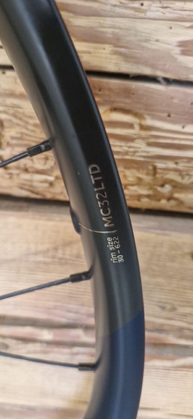 Ersatzteile: Rear wheel Oquo MC32LTD 29" Carbon NEW – Neu (gemäss Beschreibung) aus La Roche FR von Local_Bikeshop 1