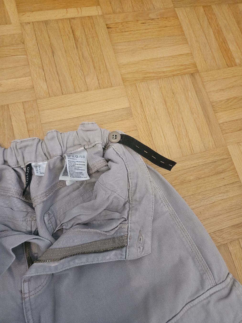 H&M Pantaloni: H&M Divided Cargohose grau Grösse 40 – Usato da Dickbuch venduto da lea_6m8c 4