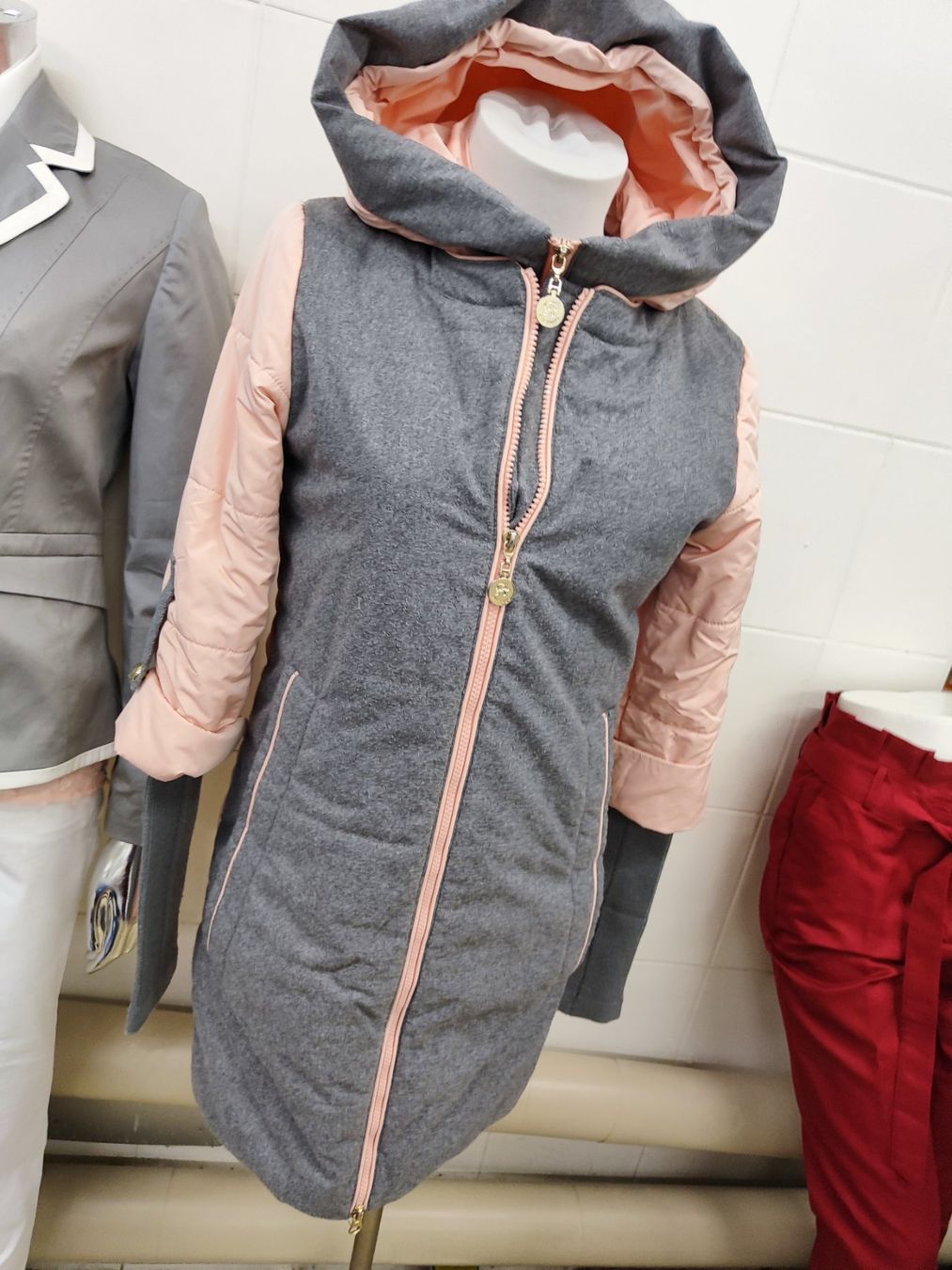 Jacken & Mäntel: Mädchen/ damen  Jacke Gr 160 – Gebraucht aus Langnau am Albis von Judithsebi 1