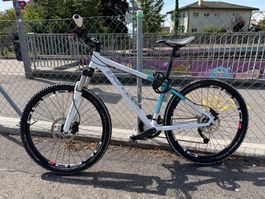 Mountainbike weiss Marke Nishiki Shimano guter Zustand