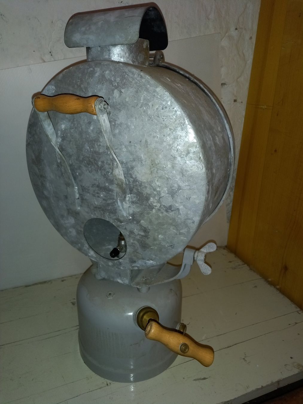 Lampade: Projecteur Birchmeier – Usato da Noiraigue venduto da pel_ny7d 1