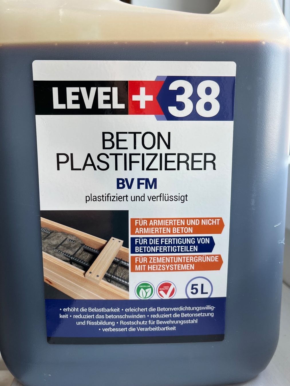 Macchine laminatrici: Betonplastifizierer – Usato da Rifferswil venduto da tamina1 1