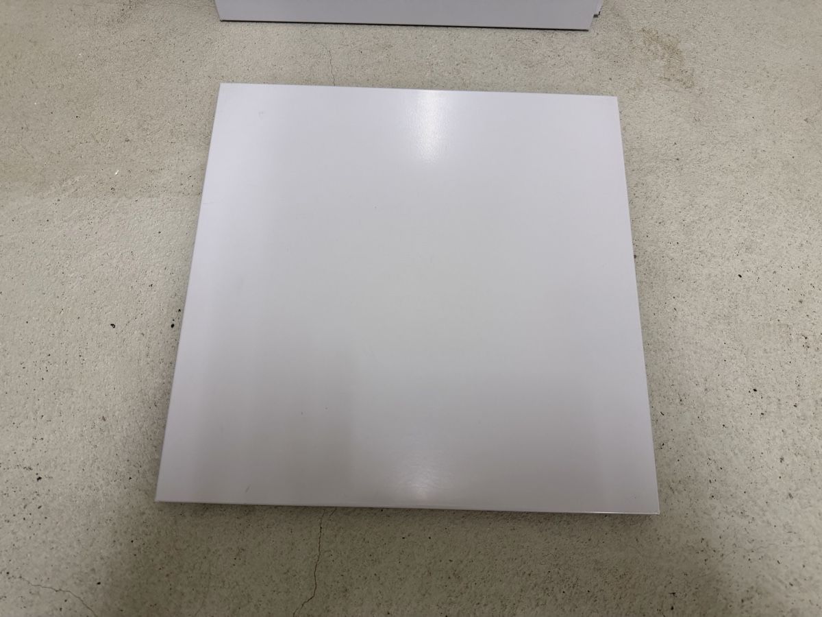 Scaffali: 4 USM Aussebbleche Lichtgrau 35x35cm – Usato da Watt venduto da Segi75