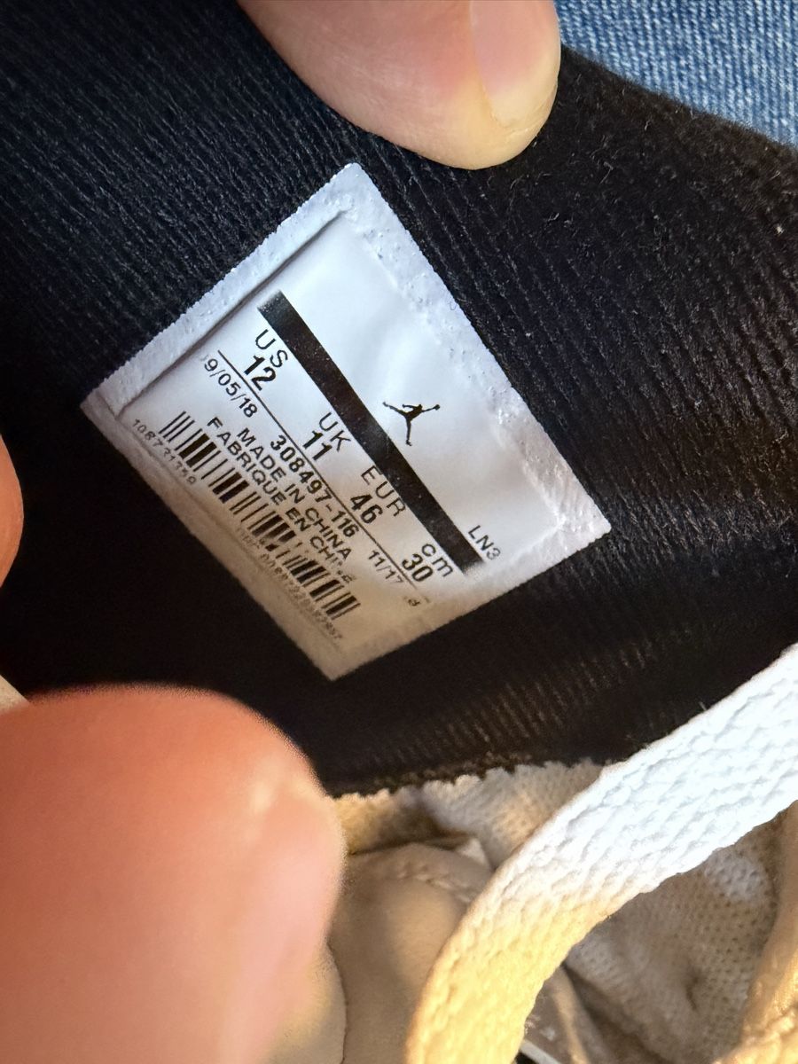 Jordan Scarpe da uomo: Air Jordan 4 Retro – Usato da Zollikerberg venduto da dcapshop 7