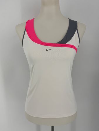 Nike Sport Top Gr. S mit integriertem Top