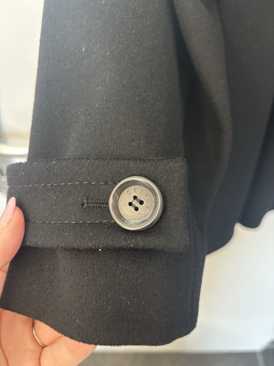Celine Cappotti: Celine wool Mantel FR 42 – Usato da Höri venduto da Celine.11 5