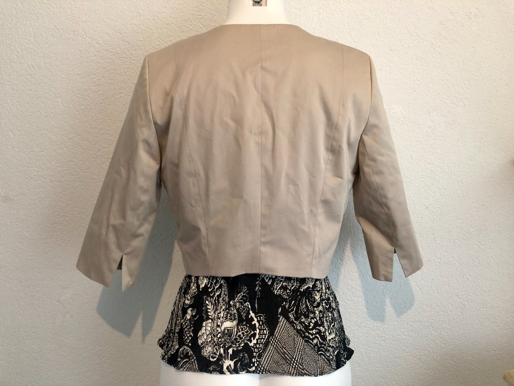 Giacche: Blazer Bolero von Comma, Grösse 36 beige – Nuovo (secondo la descrizione) da Berg am Irchel venduto da Zweiti_Chance 4