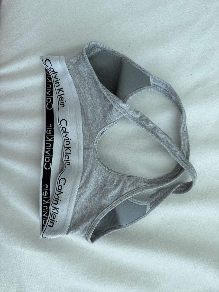 Calvin Klein Sonstige Unterwäsche: Calvin Klein BH grau Grösse S – Gebraucht aus Baar von lad_s9mg 1