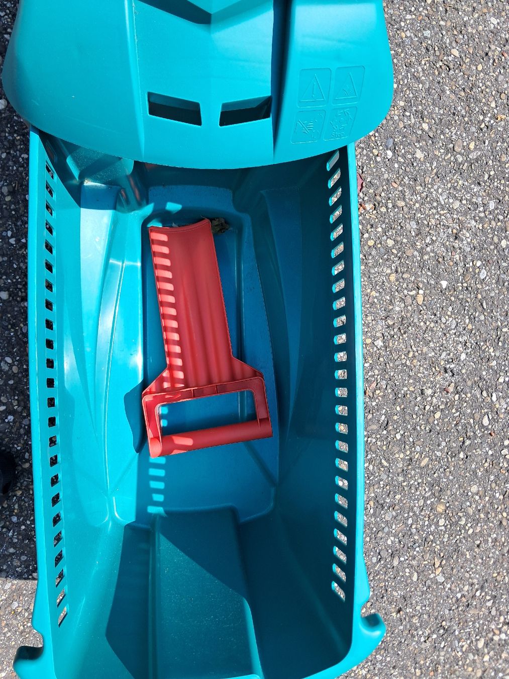 Bosch Trinciatrici: Häcksler Bosch AXT 23 TC – Usato da Strengelbach venduto da Wedi73 6