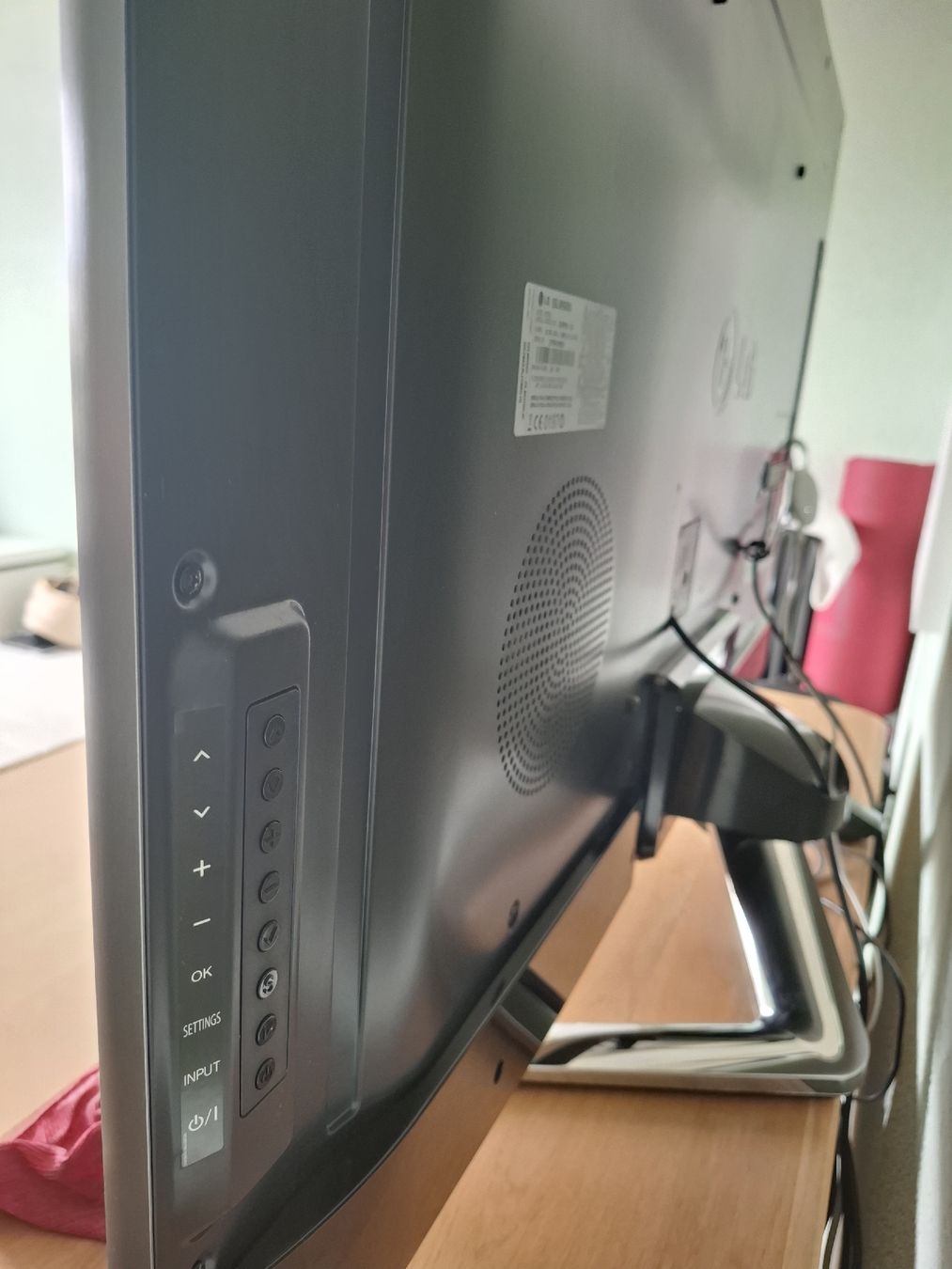 LG Televisori: LG 55" TV 55LM960V – Usato da Oberwil BL venduto da nuvomind 9