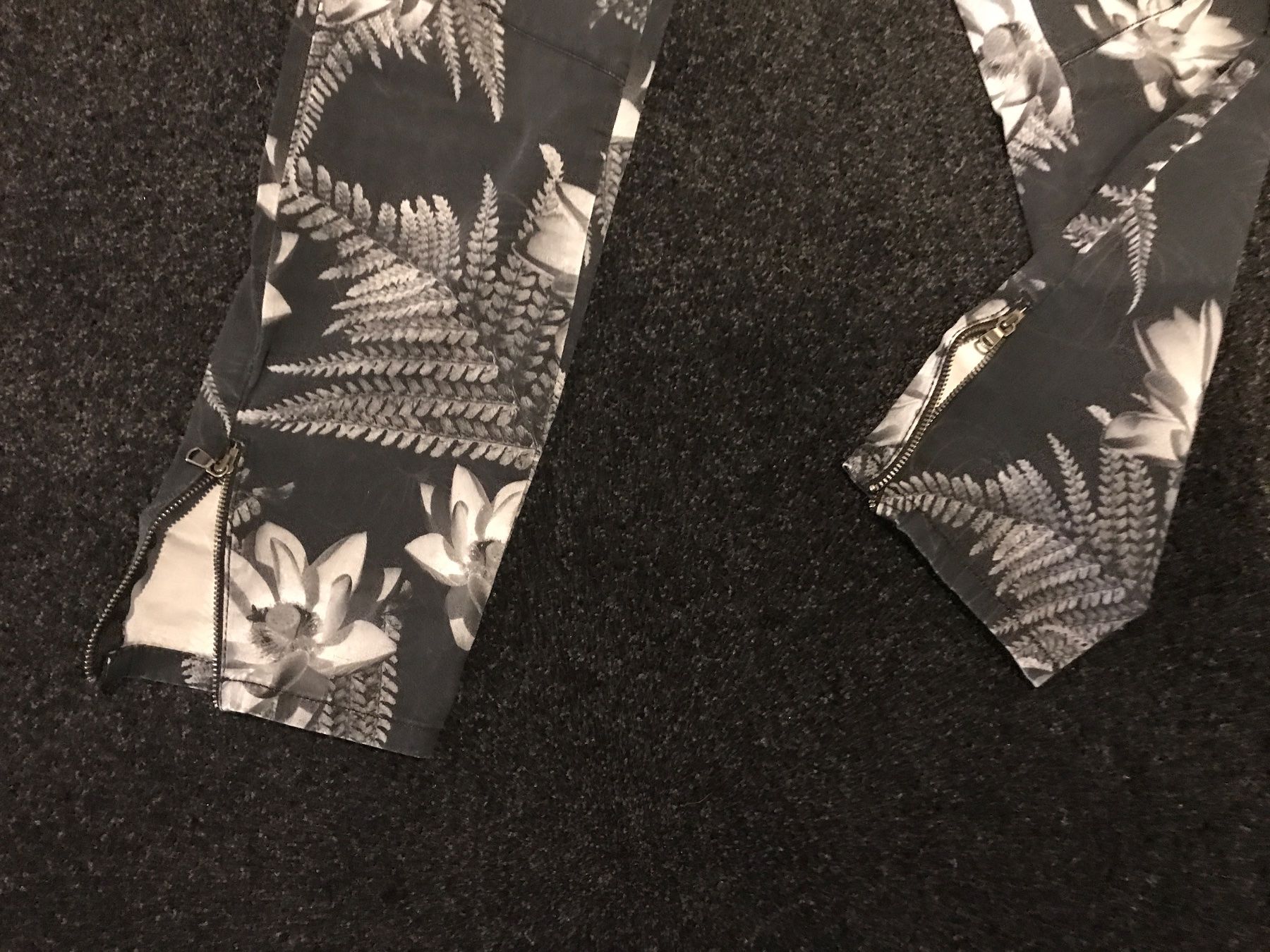 Mos mosh Pantaloni: Mosh Mosh Hose Gr 25 – Usato da St. Margrethen SG venduto da kellenbh 1