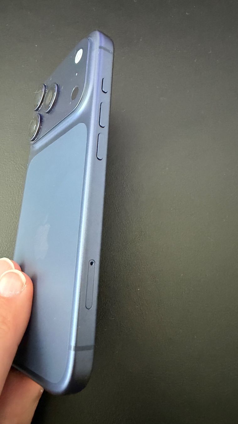 Apple Telefoni cellulari / Smartphones: iPhone 17 Pro 256 GB, Deep Blue, 6.30", Dual SIM, 5G – Usato da Mels venduto da MountainSky 4