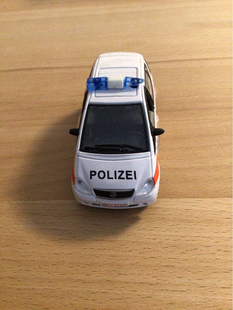 Mercedes-Benz Modellini d'auto: Polizei Auto, Mercedes (nr.136) – Usato da Solothurn venduto da PaLi1979 1