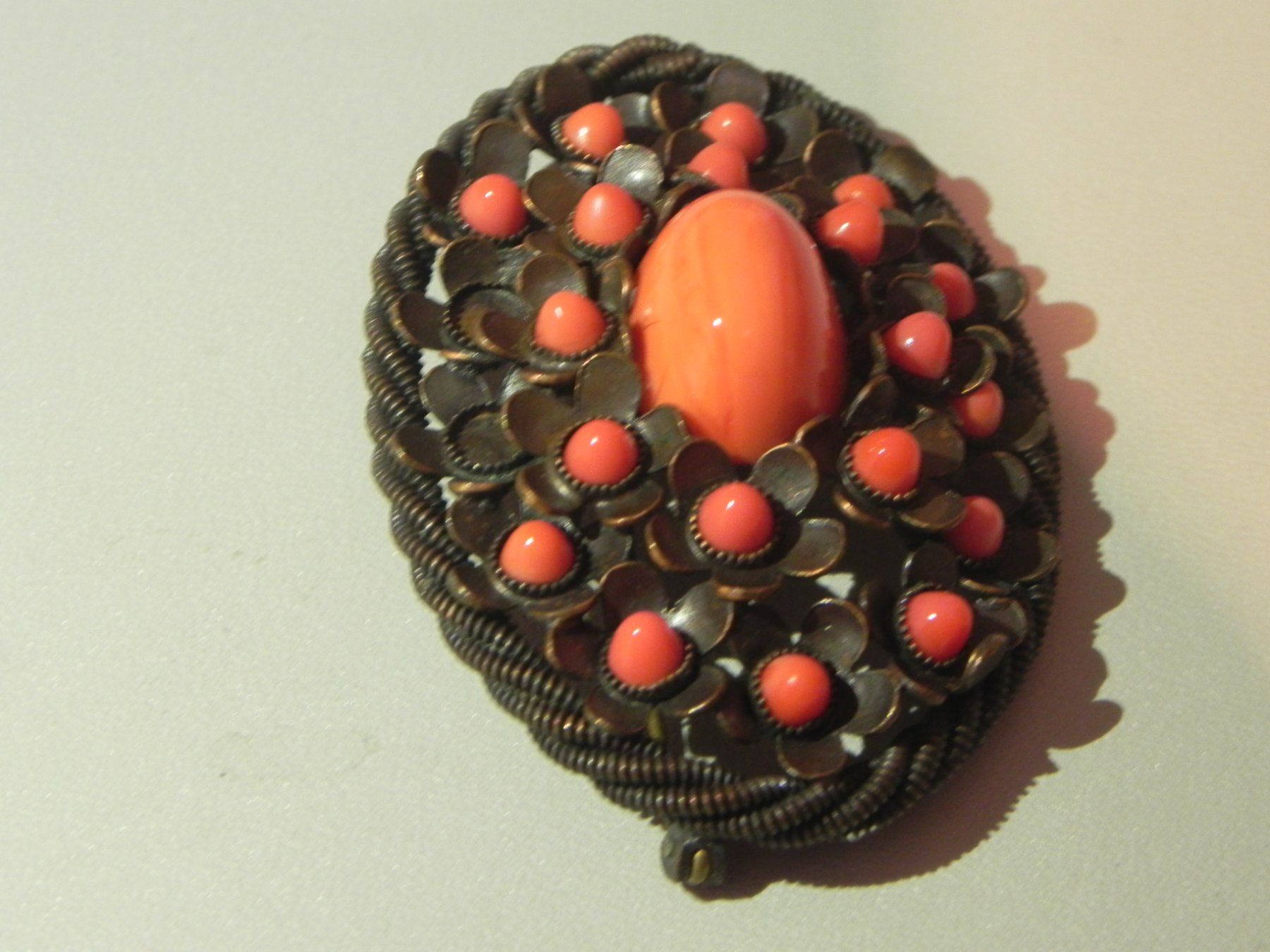 Broschen & Nadeln: Vintage Brosche (mit Korallen?) – Gebraucht aus Minusio von Lory64 4