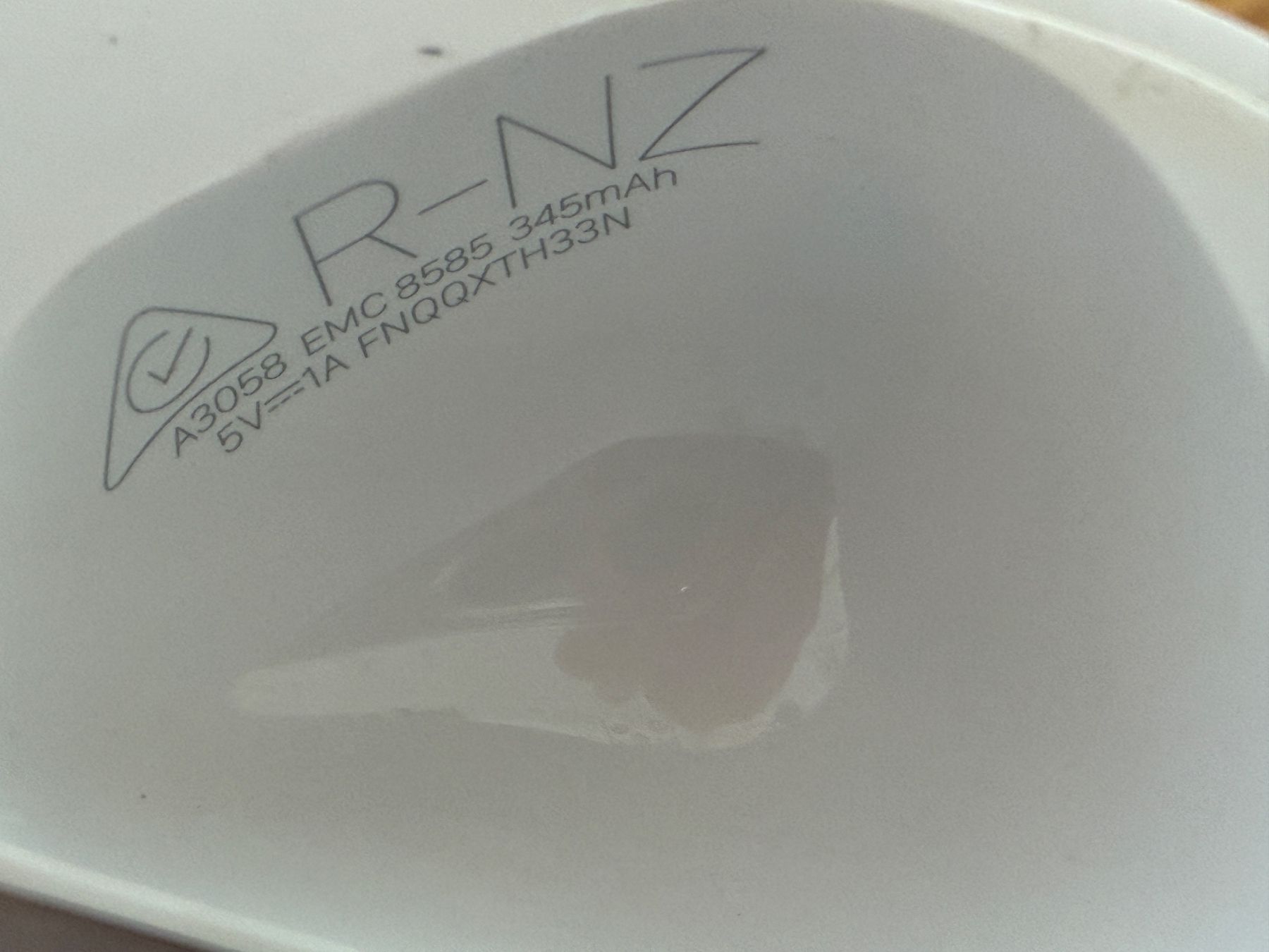 Apple Kopfhörer: APPLE AirPods 4 Charging Case – Gebraucht aus Lausanne von Nine1982 3