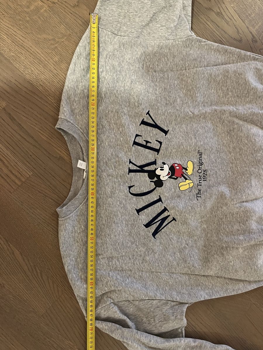 H&M Maglioni & Felpe: Cooles Mickey Mouse Sweatshirt von H&M – Usato da Zürich venduto da Closetbesties 5