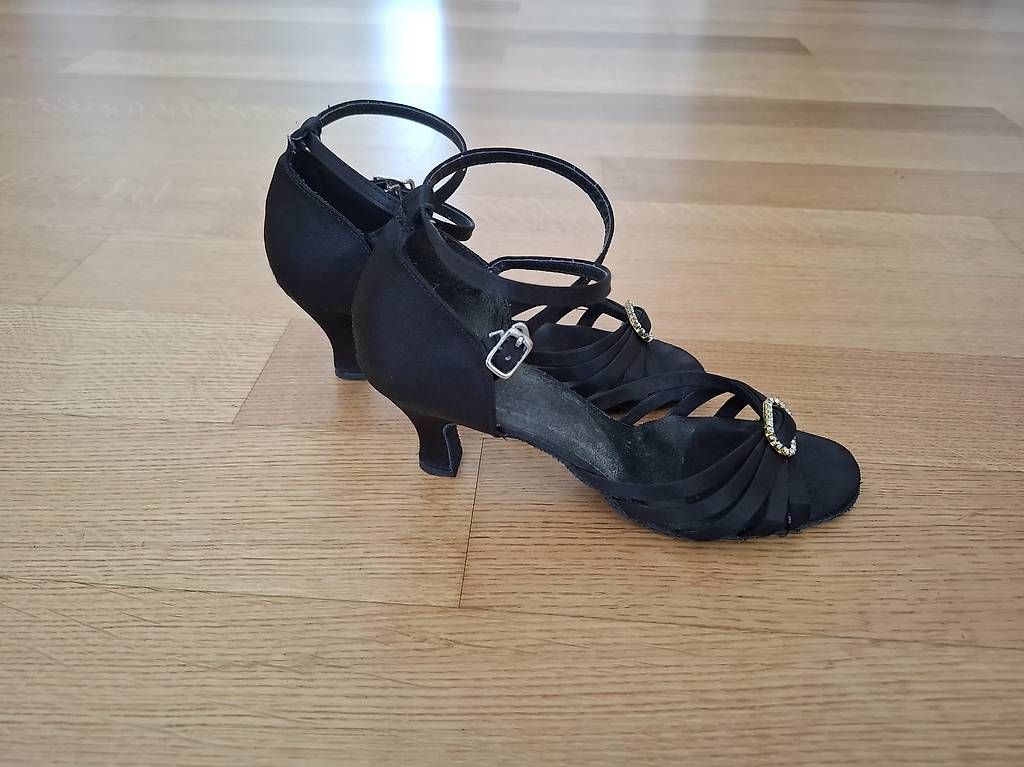 Scarpe da donna: Very Fine Tanzschuhe – Usato da Root D4 venduto da DMA02 3